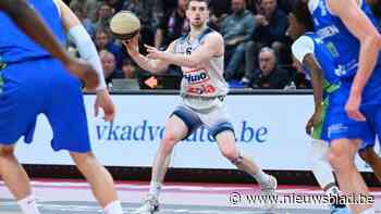 Lesuisse redt Limburg United met belangrijke late vrijworpen in slot