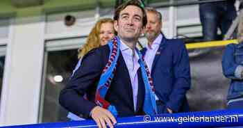 Coley Parry is na mislukte overname van Vitesse ook weg bij het Engelse Leyton Orient