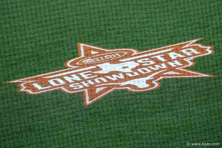 Top-ranked Texas claims Lone Star Showdown series opener over Texas A&M 2-1