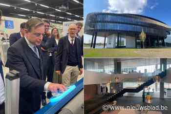 In crisistijd blijft “iconisch maakbedrijf” investeren en dat stemt zelfs De Wever optimistisch: “Dit gebouw geeft een waw-gevoel”