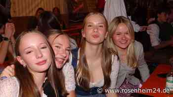 Partystimmung mit Nirwana zum Auftakt des Panger Volksfestes am Freitagabend