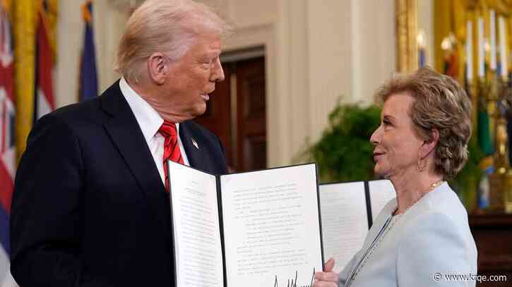 Court ruling further complicates Trump's anti-DEI push