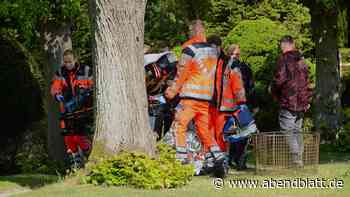 Messerattacke auf Friedhof – Täter nach Bruststich flüchtig