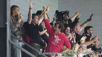 Wrexham marschiert! Klub der Hollywoodstars steigt wieder auf