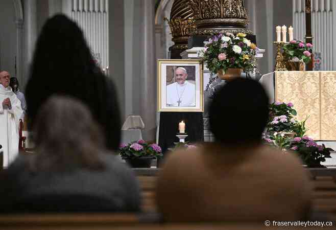 ‘Like time stopped’: memorial mass in Montreal pays tribute to Pope Francis