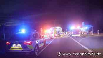 Unfall an der Autobahnausfahrt: Drei Autos kollidieren auf B299 bei Mühldorf