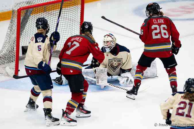 Ashton Bell helps Charge ring up Victoire 3-1; Ottawa closes in on PWHL playoff spot