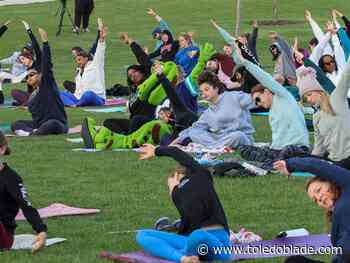 Photo Gallery: Yoga and Community Connections at Glass City Metropark