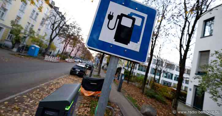 E-Autos: In Regensburg und Fürth lädt es sich am leichtesten