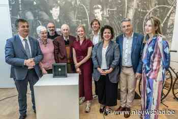 Oudste wielertrofee ter wereld pronkt voortaan in KOERS: “Uniek stukje erfgoed”