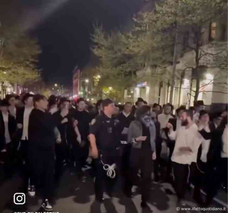 Ragazza aggredita e minacciata in strada a Broooklyn da decine di filo-israeliani: un poliziotto la salva dalla folla