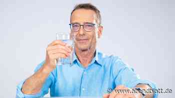 Dr. Riedl warnt: Wann nächtliche Fressattacken gefährlich werden