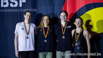Vier gouden medailles en twee keer WK-limiet voor Roos Vanotterdijk op BK zwemmen
