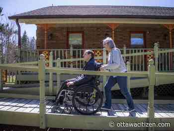 Long ballot, lines in Carleton cause accessibility issues at polling station