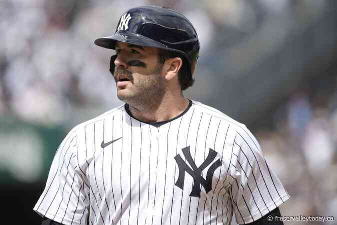 Fried wins 5th straight start and Yankees rout wild Gausman, Blue Jays 11-2 in doubleheader opener