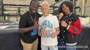 Jacques (81) traint nog drie keer per week bij Sugar Jackson en komt handtekening jagen op tentoonstelling Erfgoeddag