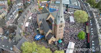 Primeur in Wageningen: ‘Bevrijdingsnacht’ met duizenden lopers en grote schermen op Markt