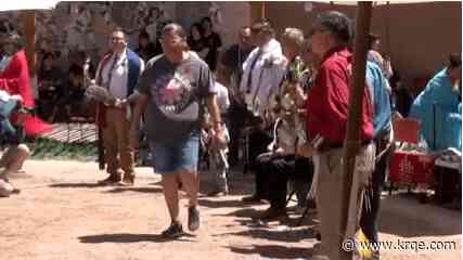 Indian Pueblo Cultural Center holds 'gourd and round' dance
