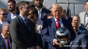 Trump endorses tush push as Eagles visit WH