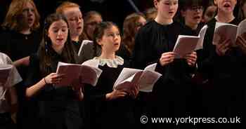 300 young musicians join Grenadier Guards for concert