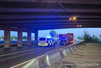 Vrachtwagen in panne door technisch defect