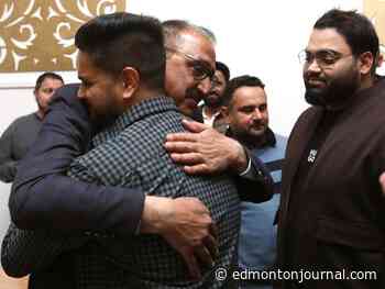 Liberals win nationally, but make no gains in Edmonton