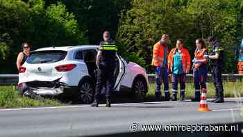 112-nieuws: Oldtimer volledig uitgebrand in Waalwijk • Ontvoering man in Breda na conflict in onderwereld: 3 nieuwe arrestaties