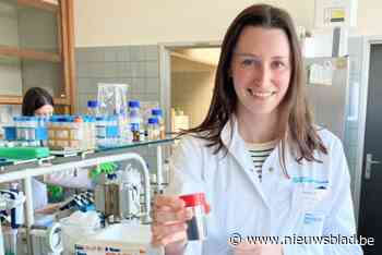 Anne-Sofie (25) zoekt kankermedicijnen in… het bos: “De ziekte kwam plots een stuk dichterbij”