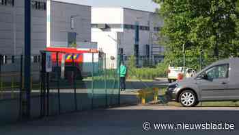 Incident met gevaarlijke stoffen in gebouw van Nitto: bedrijfsbrandweer lost probleem zelf op