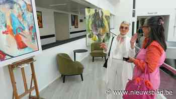 Julia Peeters (86) toont taar schilderijen in AZ Klina