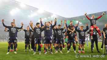 Duisburg feiert Aufstiegsparty vor dem Rathaus