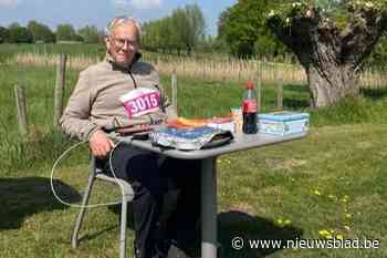 Johan Van Bouchaute (79) mag zijn eerste marathon afvinken. “Maar dan eentje al wandelend”