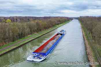 Schiff treibt führerlos auf dem Mittellandkanal