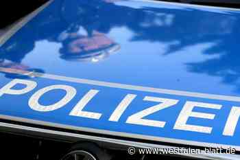 Schwerer Unfall: Autofahrt endet vor einer Hauswand