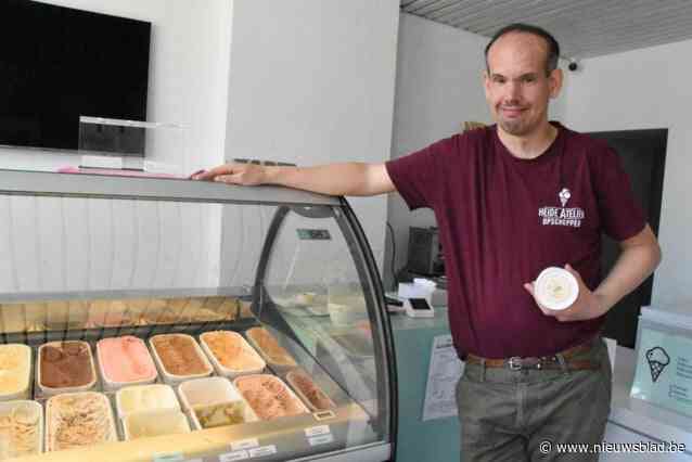 Lieven heeft beperking maar opent toch zijn eigen ijssalon: “Dit is mijn springplank naar een zelfstandiger leven”