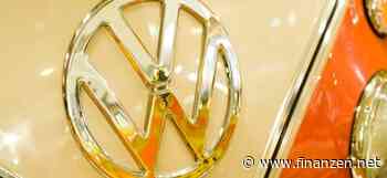 VW-Aktie in Grün: Volkswagen-Konzern auch im ersten Quartal mit Gewinneinbruch