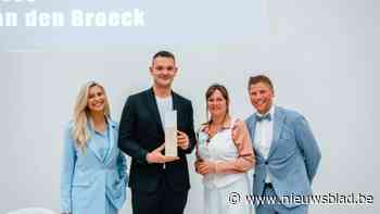 Installateur van ramen en deuren uit Lint is Antwerpse Jonge Ondernemer van het jaar: “Bekroning voor hele familie”