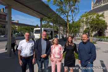 Ringtrambus R20 komt op snelheid nu infrastructuurwerken in Zennestad zijn afgewerkt: “Al 3,5 kilometer aparte busbanen gecreëerd”