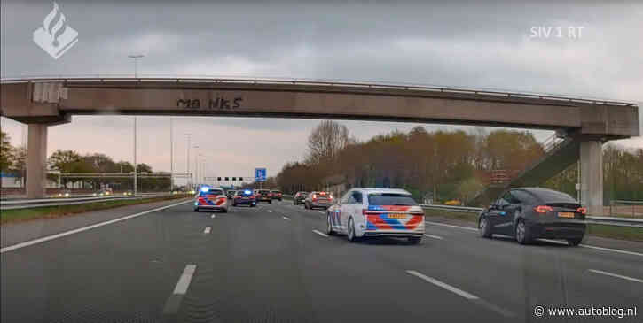 Politie achtervolgt Audi met gestolen platen op A12 [Video]