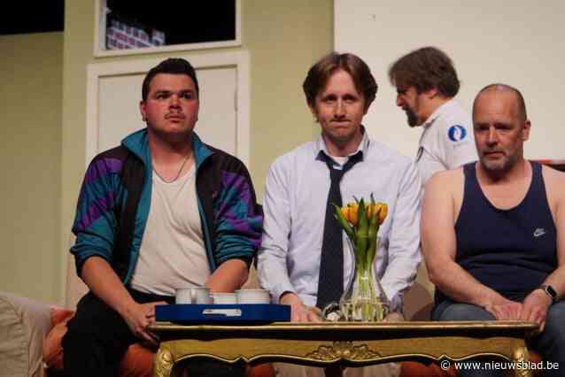 De Alsembloem drie dagen op de planken