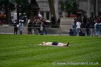 Heatwave warning as weather could cause internet outages in homes across UK