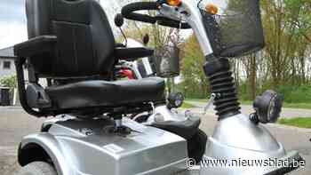 Bestuurder (90) scootmobiel loopt hoofdwonde op bij ongeval met auto