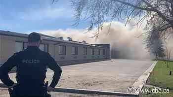 Fire ravages hotel, restaurant in Winkler, Man.
