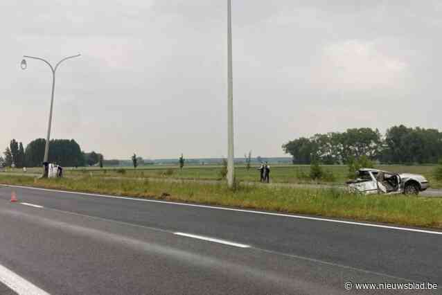 Jongeman (22) vrijgesproken voor ongeval waardoor twee vrienden sterven: “Niet zeker of hij bestuurder van voertuig was”