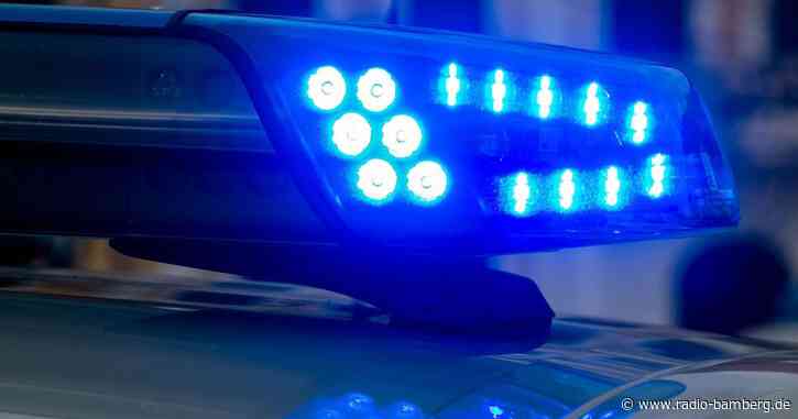 Reizgas aus Geldkoffer verletzt Kundin in Bankfiliale