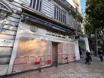 Ivre au volant, une conductrice défonce la vitrine d'un comptoir d’or dans le centre-ville d'Antibes