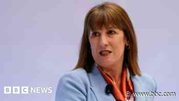 MPs watchdog probes Reeves' theatre tickets declaration