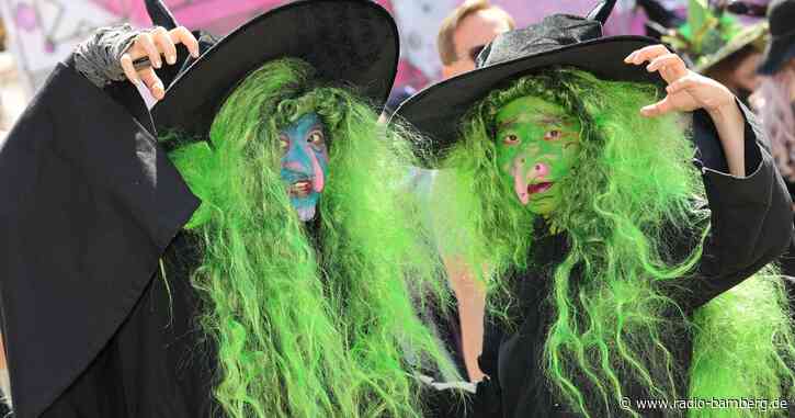 Tausende feiern im Harz die Walpurgisnacht