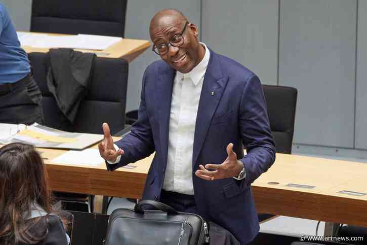 Joe Chialo Resigns as Berlin’s Culture Senator, Creative Australia Funding Questioned, Napoleon  Sword Heading to Auction: Morning Links for May 2, 2025