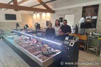 Hichem (48) opent met partner Lilah (47) nieuwe versmarkt: “Alles met zorg uitgekozen bij lokale leveranciers”